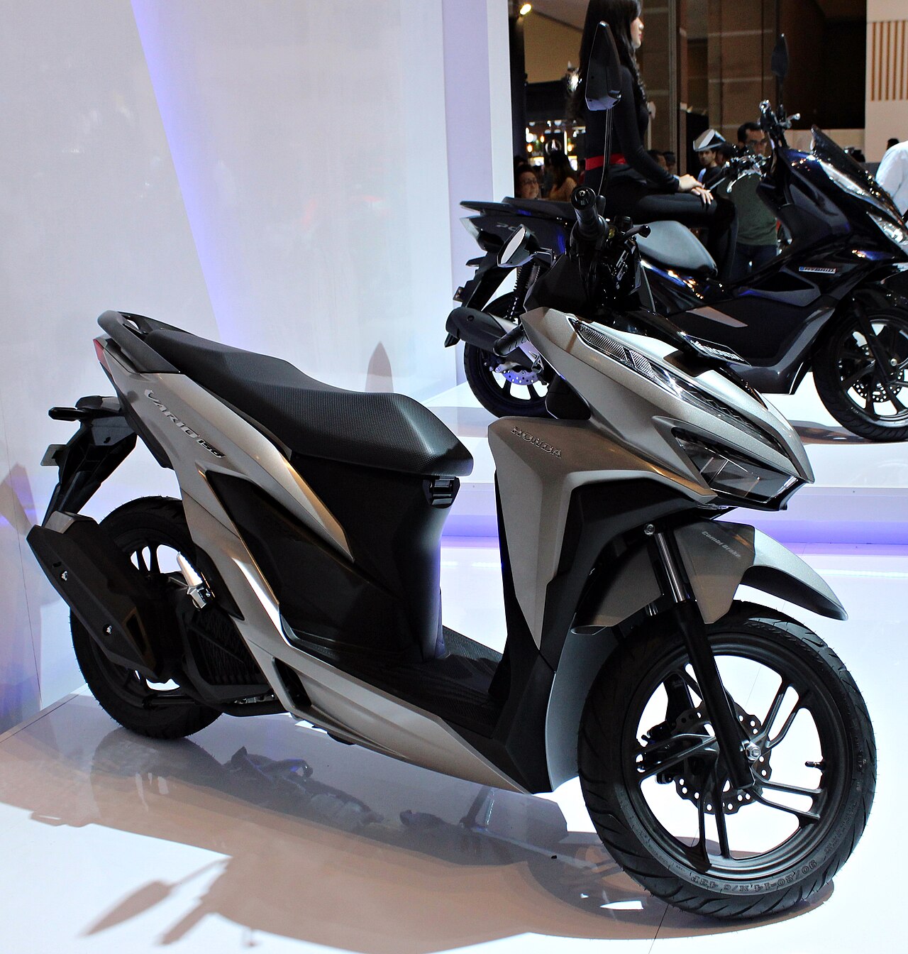 Honda Vario automatic scooter, front three-quarter view