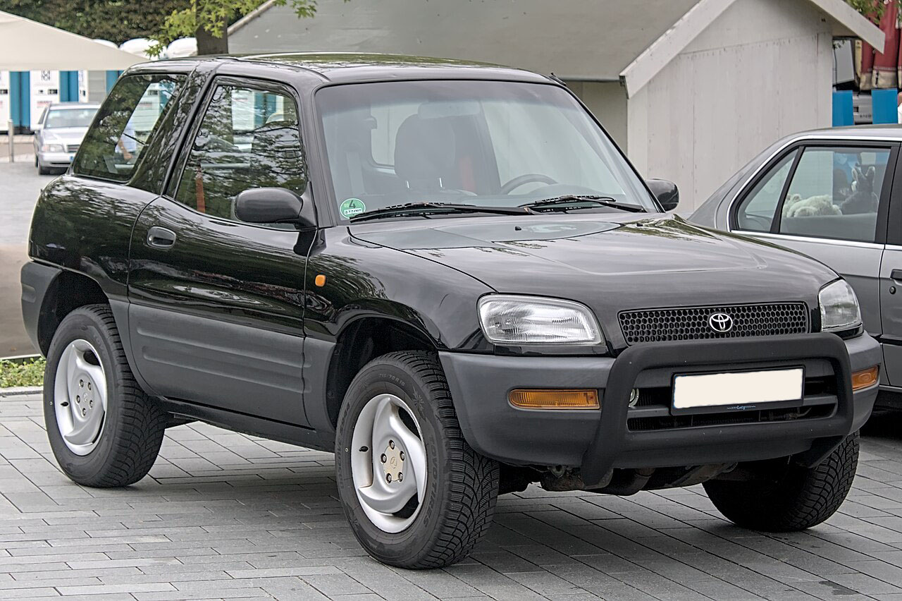 Toyota RAV4 2-door SUV, front view